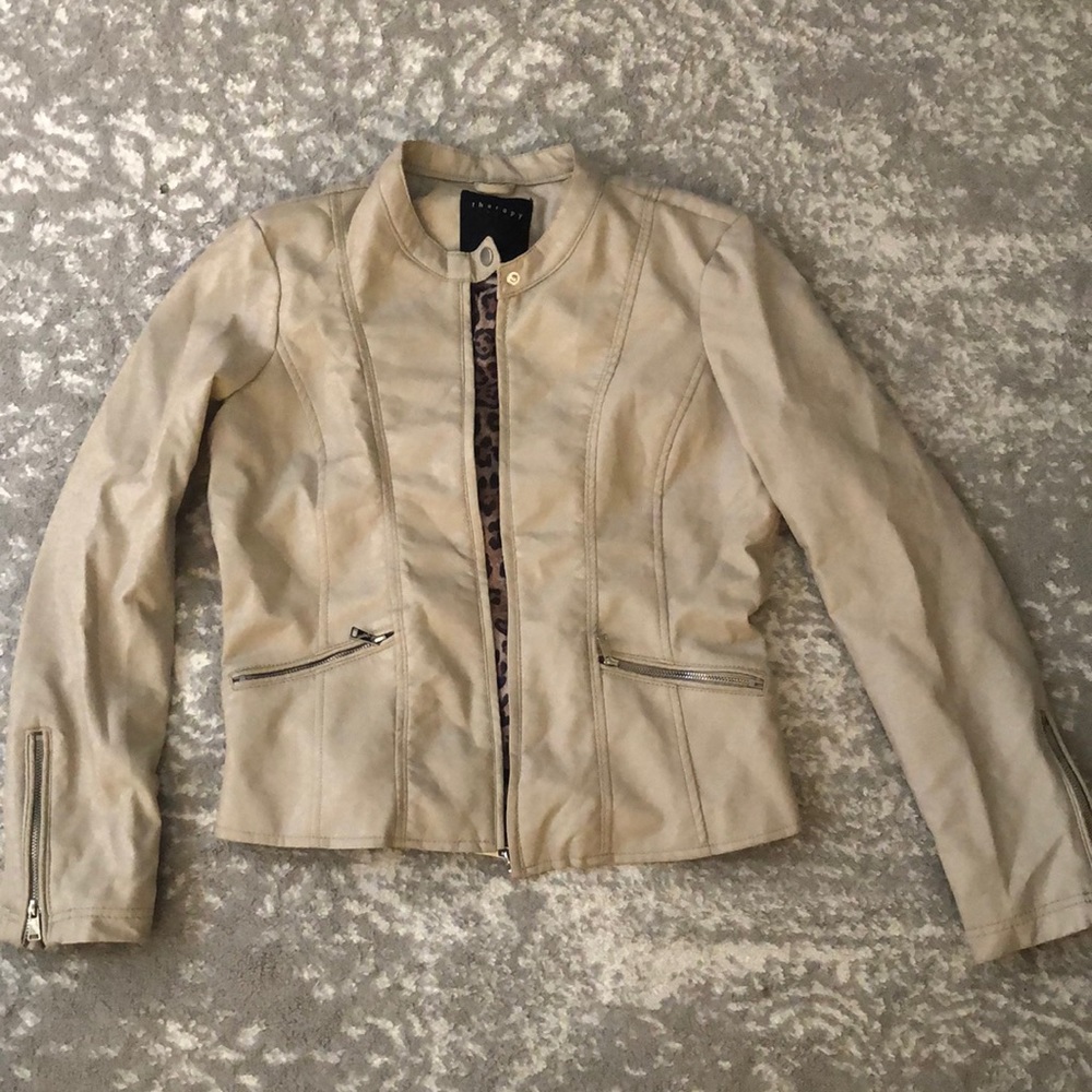 Great condition , only worn twice. Size Large. Doesn’t fit me anymore .